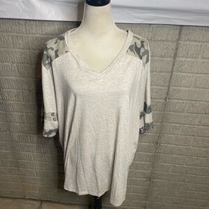 Chic Soul Camouflage Sleeve Blouse - Cream and Green